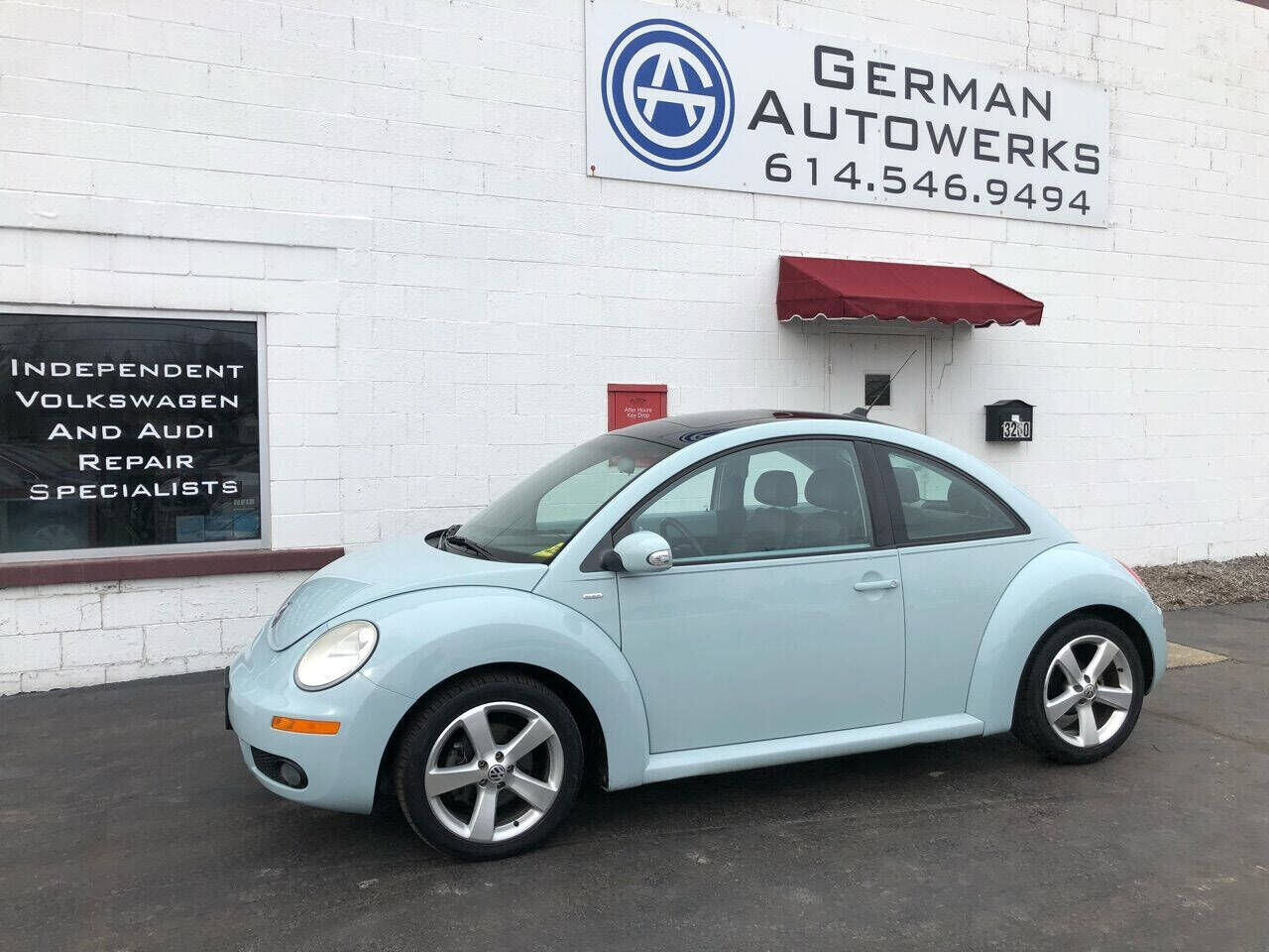2010 VOLKSWAGEN Beetle