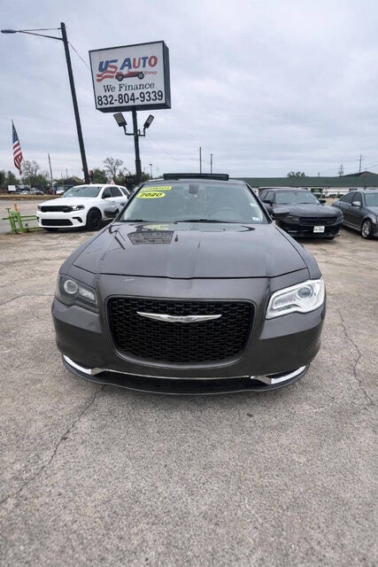 2020 CHRYSLER 300