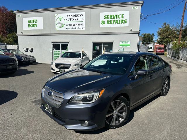 2017 SUBARU Legacy