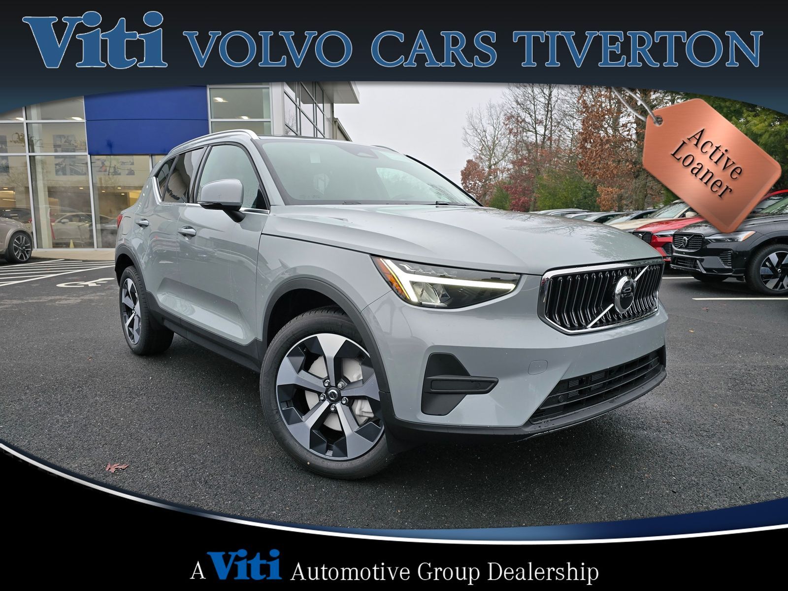 2025 VOLVO XC40