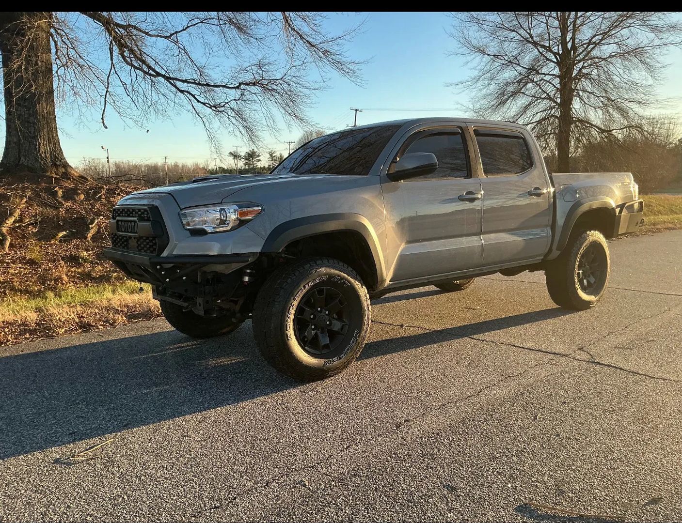 2019 TOYOTA Tacoma