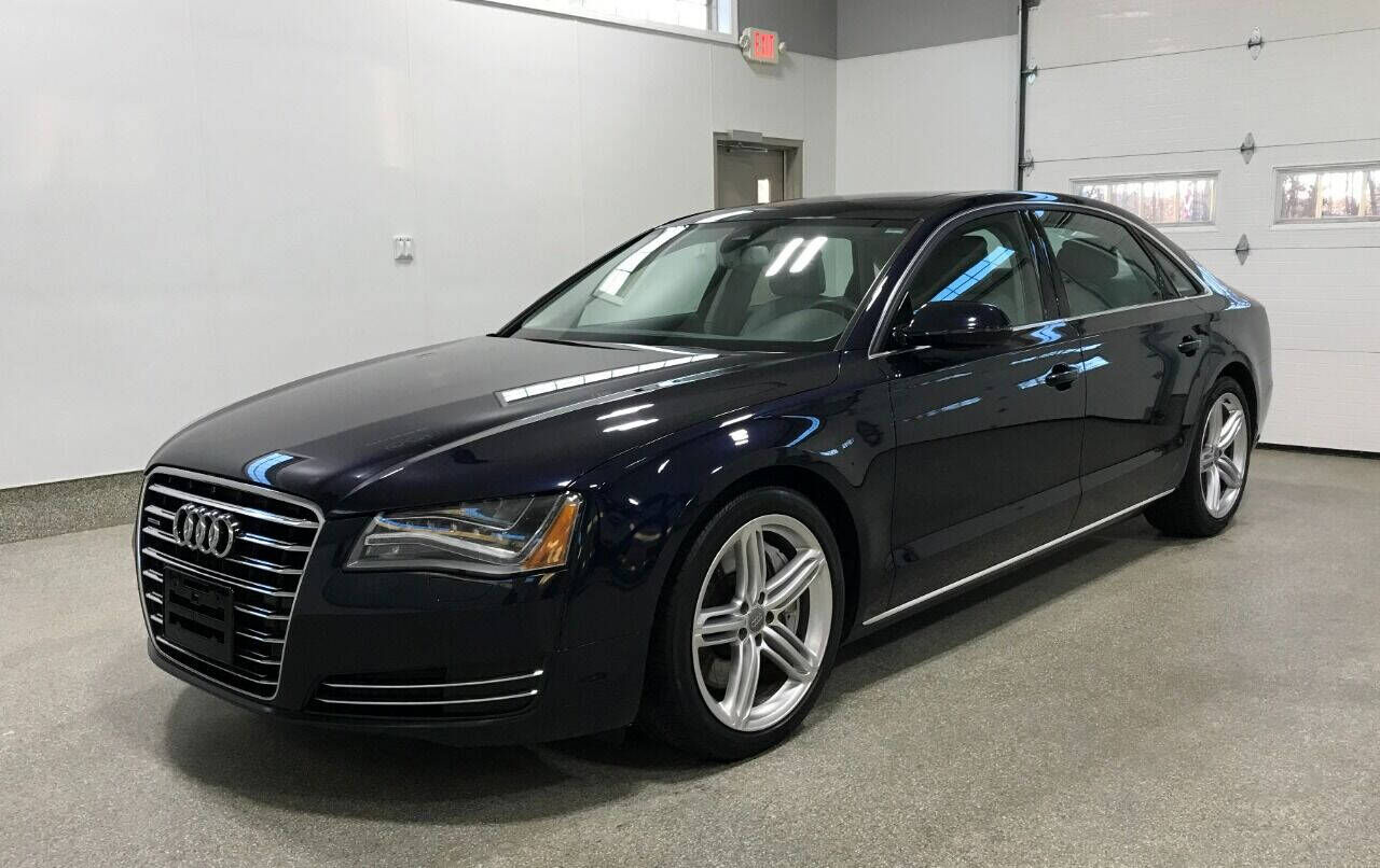 2013 AUDI A8