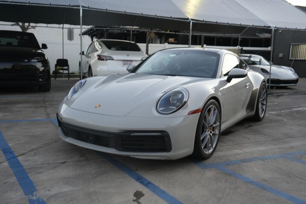 2020 PORSCHE 911