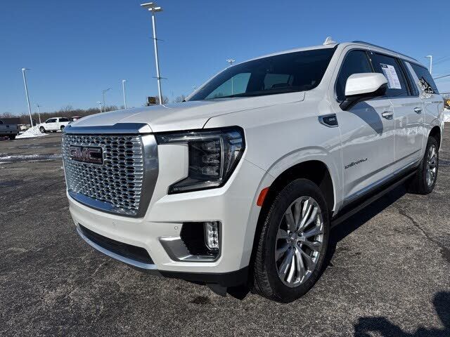 2023 GMC Yukon XL