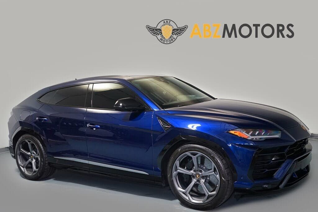 2019 LAMBORGHINI URUS