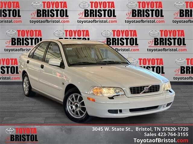 2004 VOLVO S40