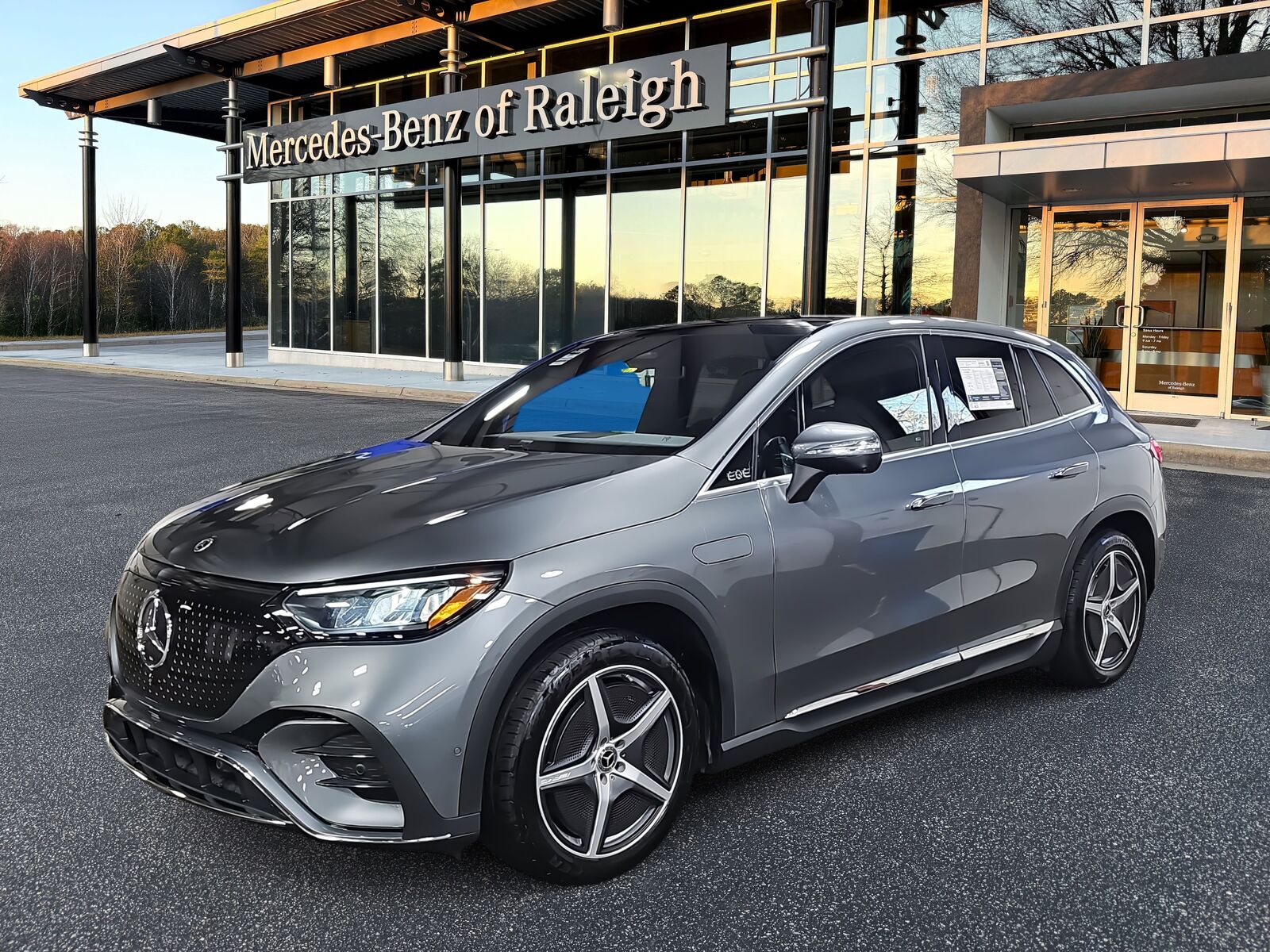 2025 MERCEDES-BENZ EQE-Class SUV