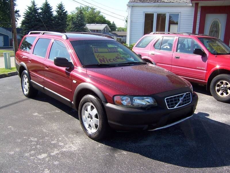 2004 VOLVO XC70