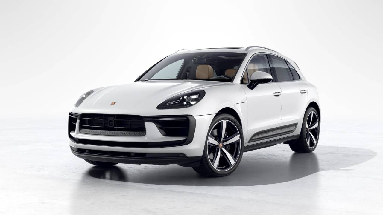 2026 PORSCHE Macan