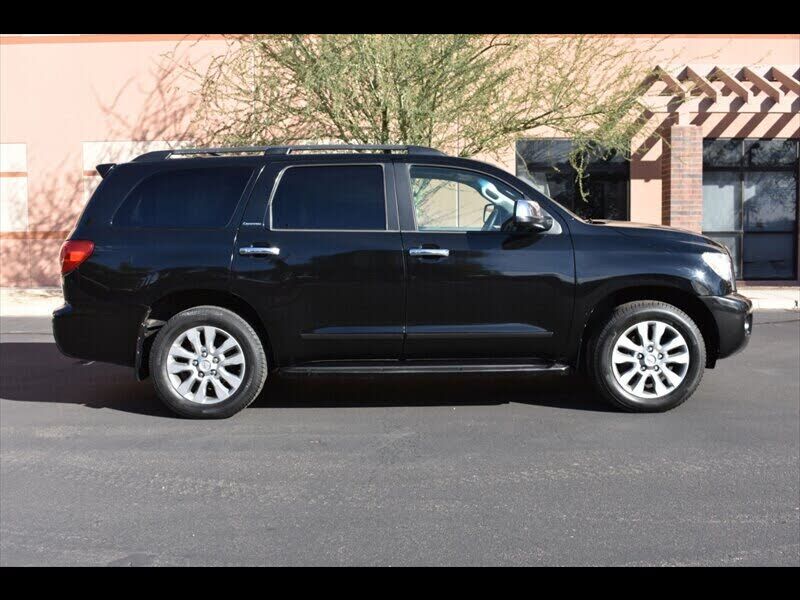 Toyota Sequoia