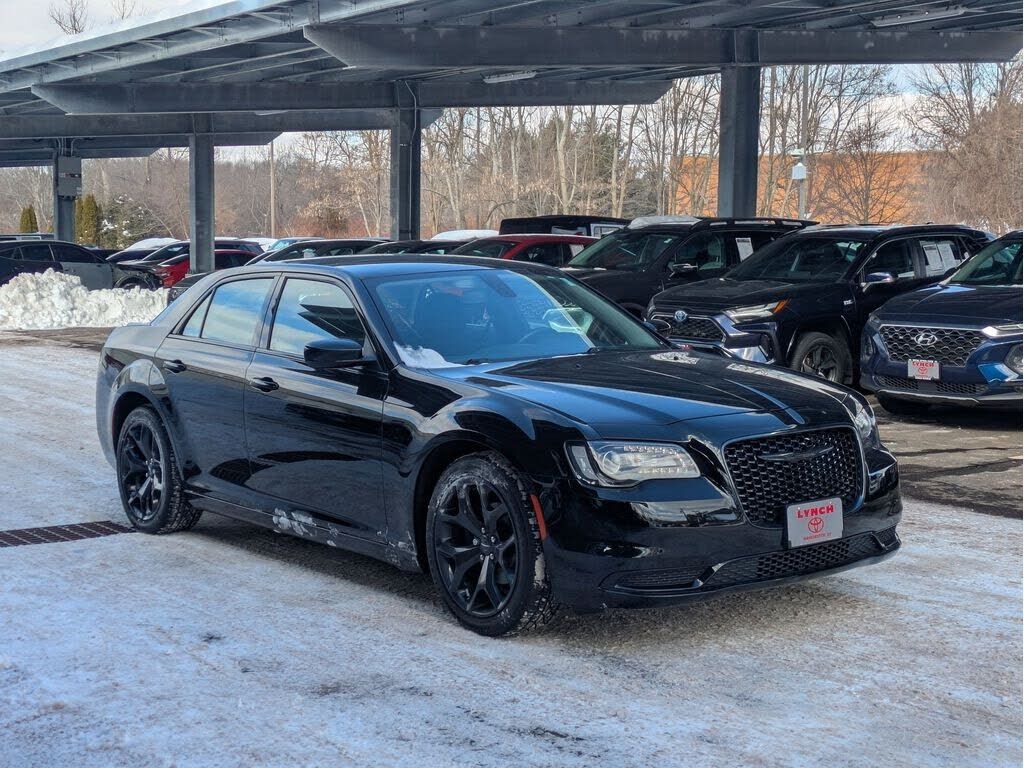 2021 CHRYSLER 300