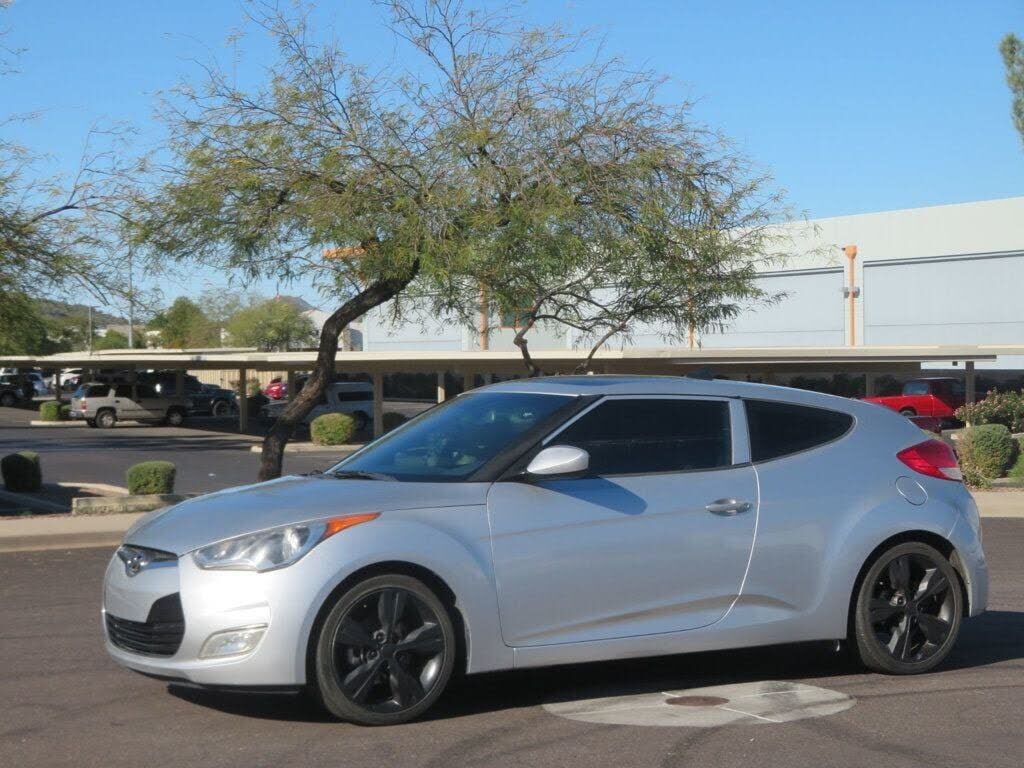 2016 HYUNDAI Veloster