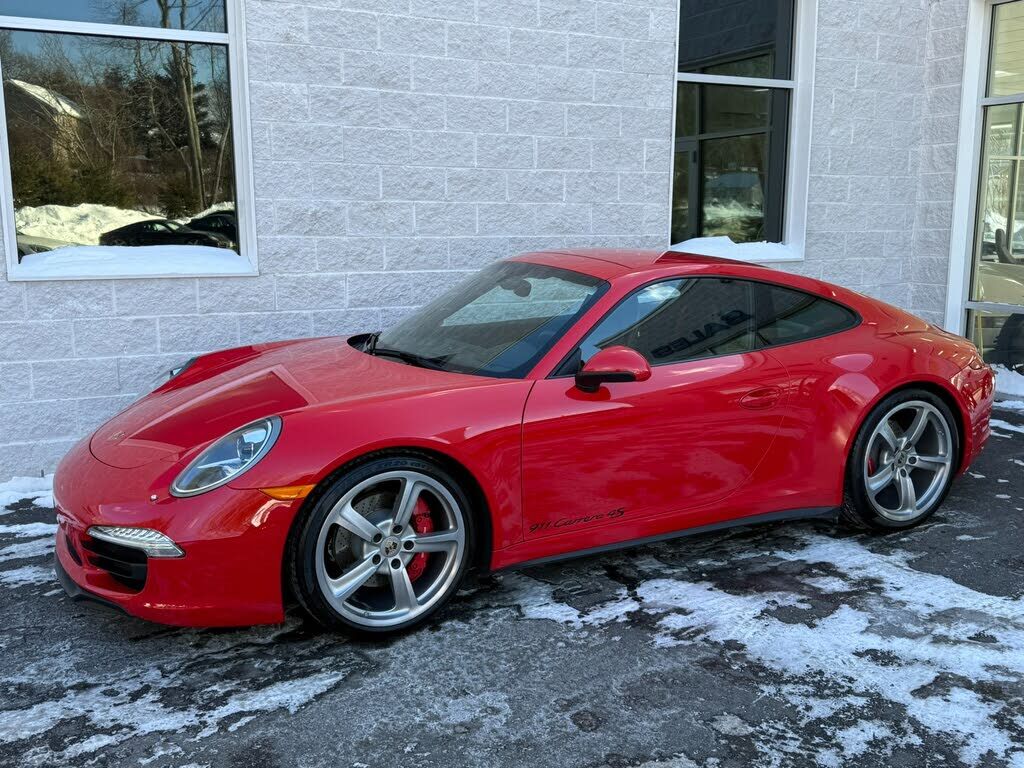 2013 PORSCHE 911