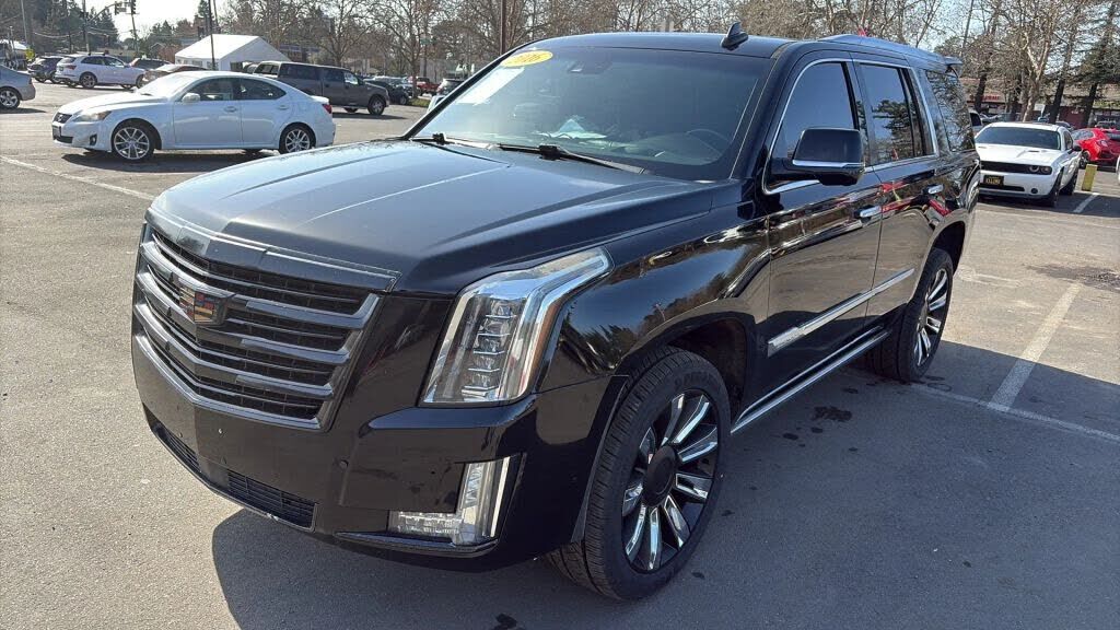 2016 CADILLAC Escalade