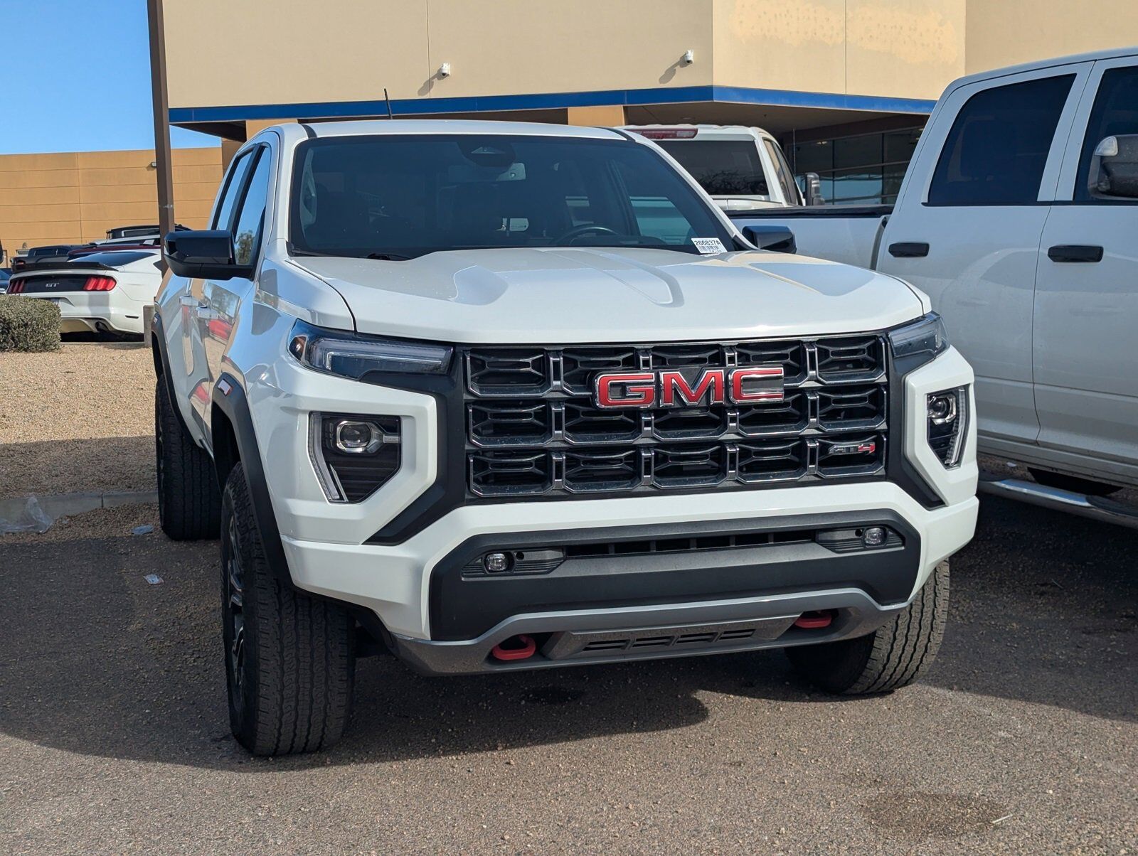 2024 GMC Canyon