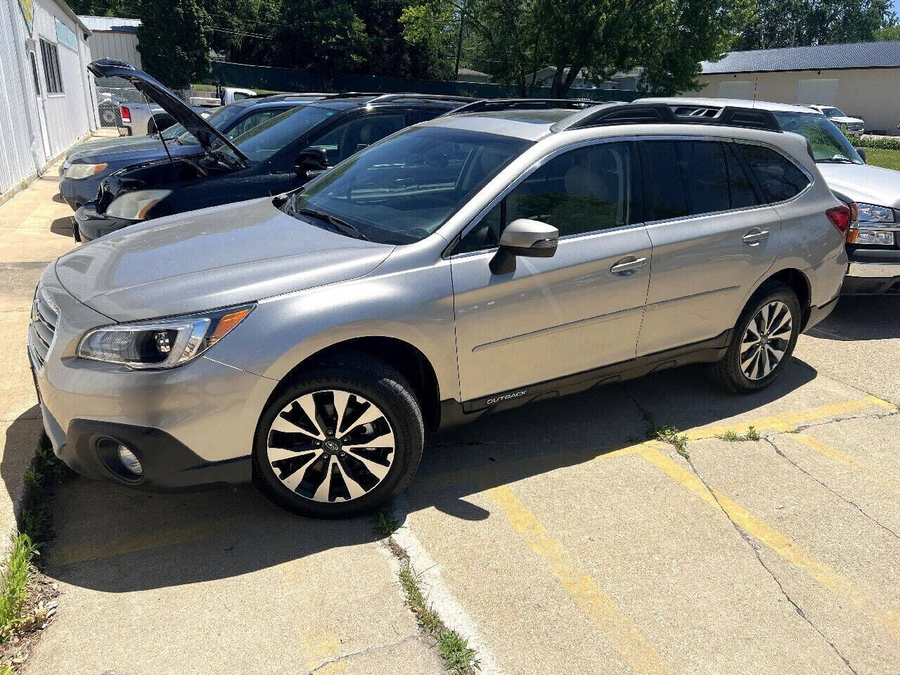 2017 SUBARU Outback