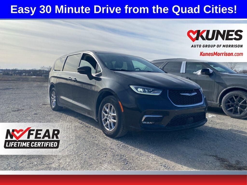 2023 CHRYSLER Pacifica