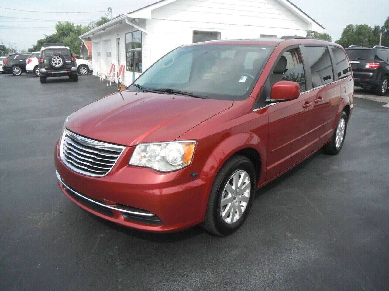 2015 CHRYSLER Town and Country