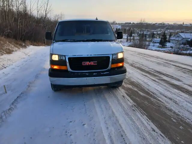 GMC Savana