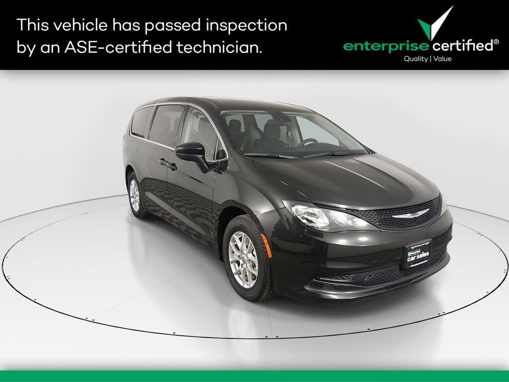 2023 CHRYSLER Voyager
