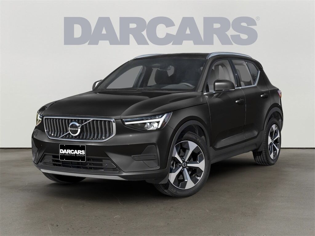2026 VOLVO XC40