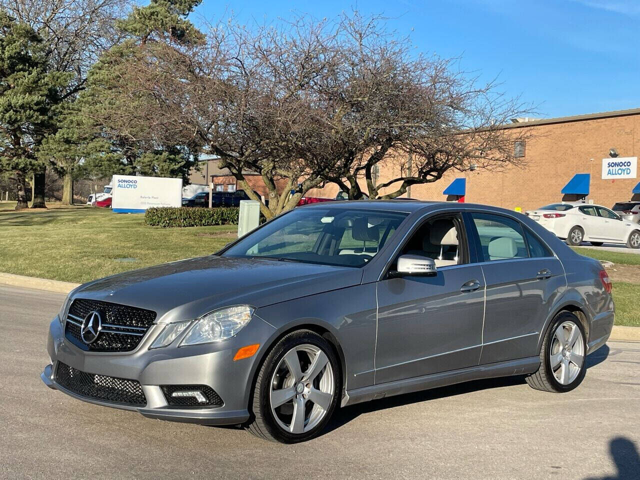 2011 MERCEDES-BENZ E-Class