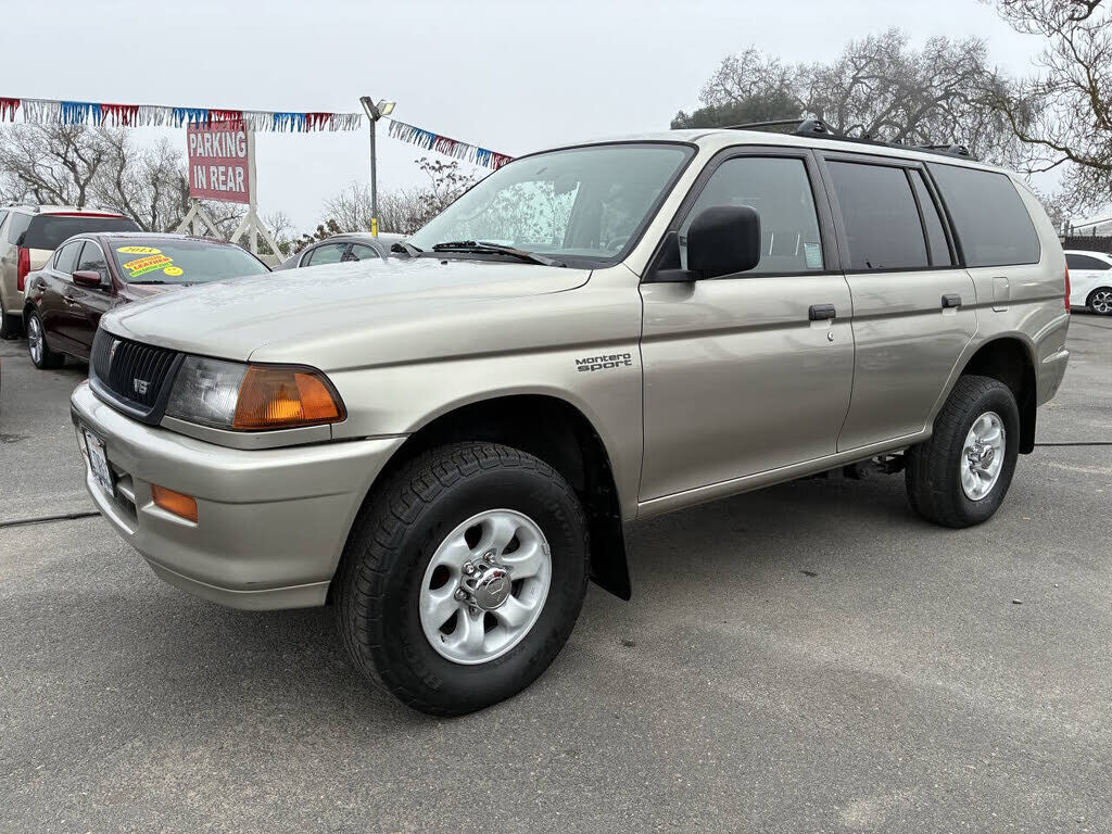 1998 MITSUBISHI Montero Sport