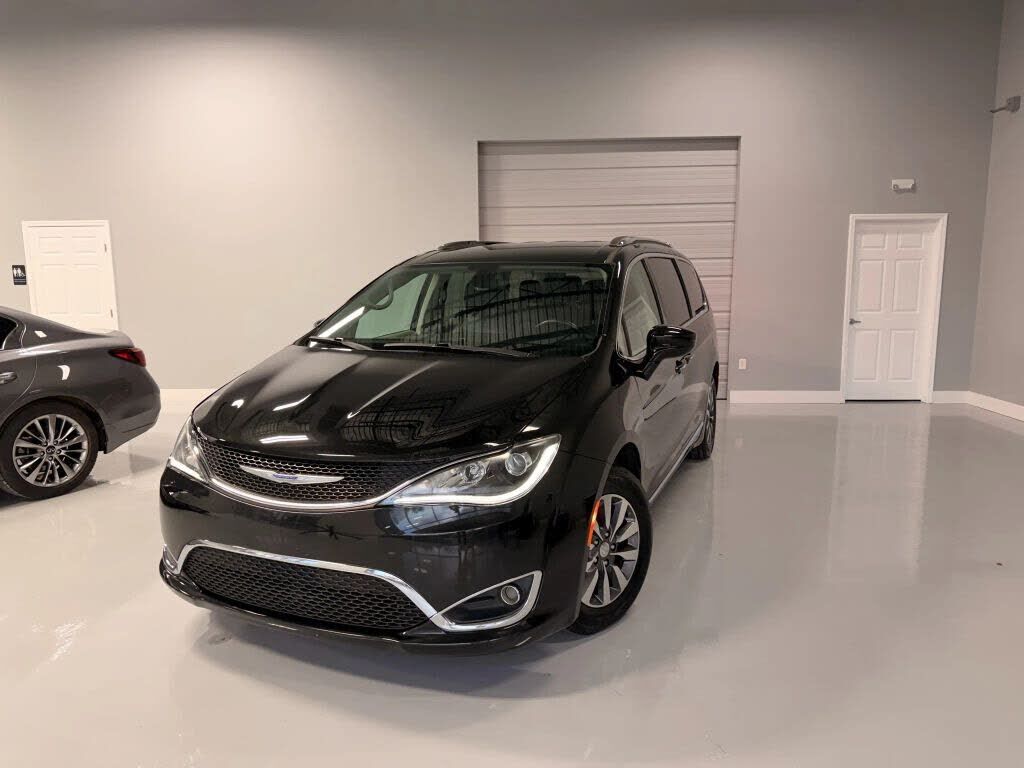 2020 CHRYSLER Pacifica