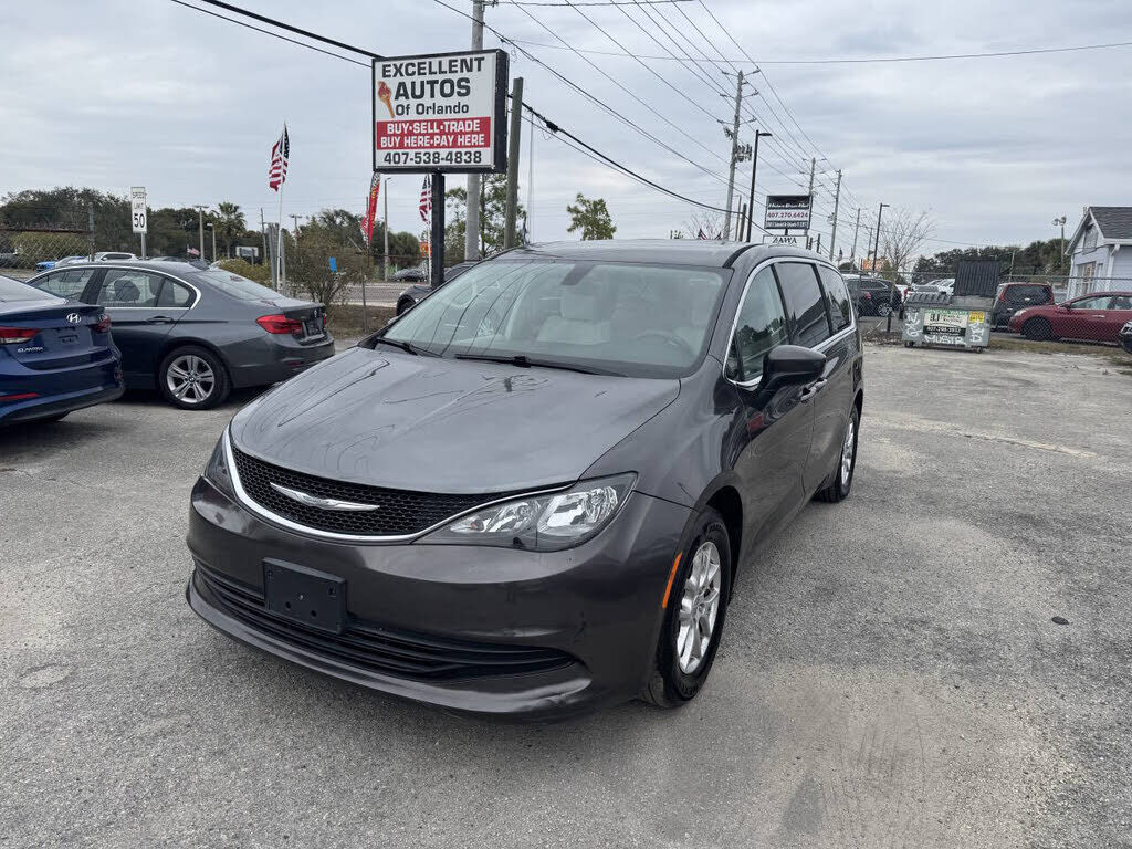 2017 CHRYSLER Pacifica