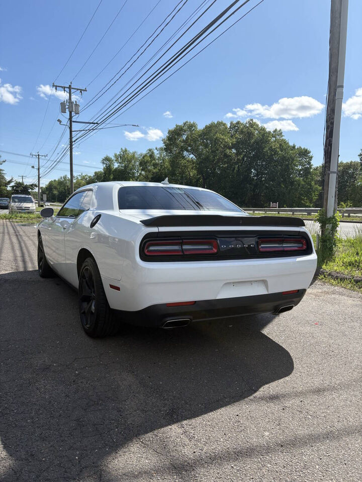2019 DODGE Challenger