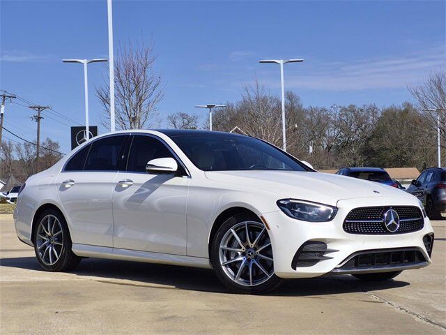 2022 MERCEDES-BENZ E-Class