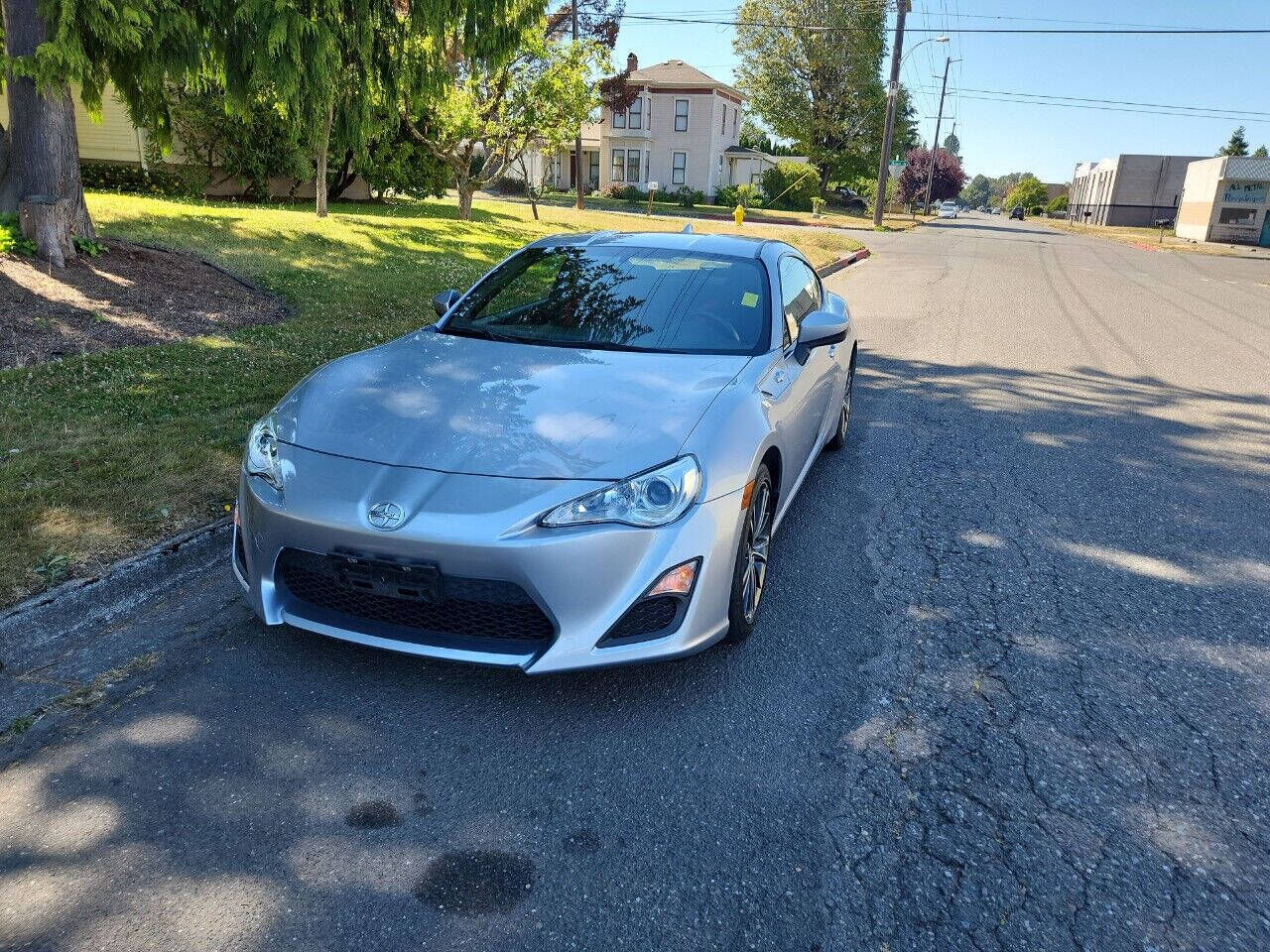2016 TOYOTA Scion