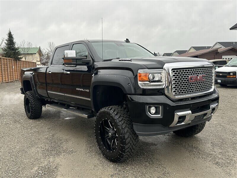 2016 GMC Sierra