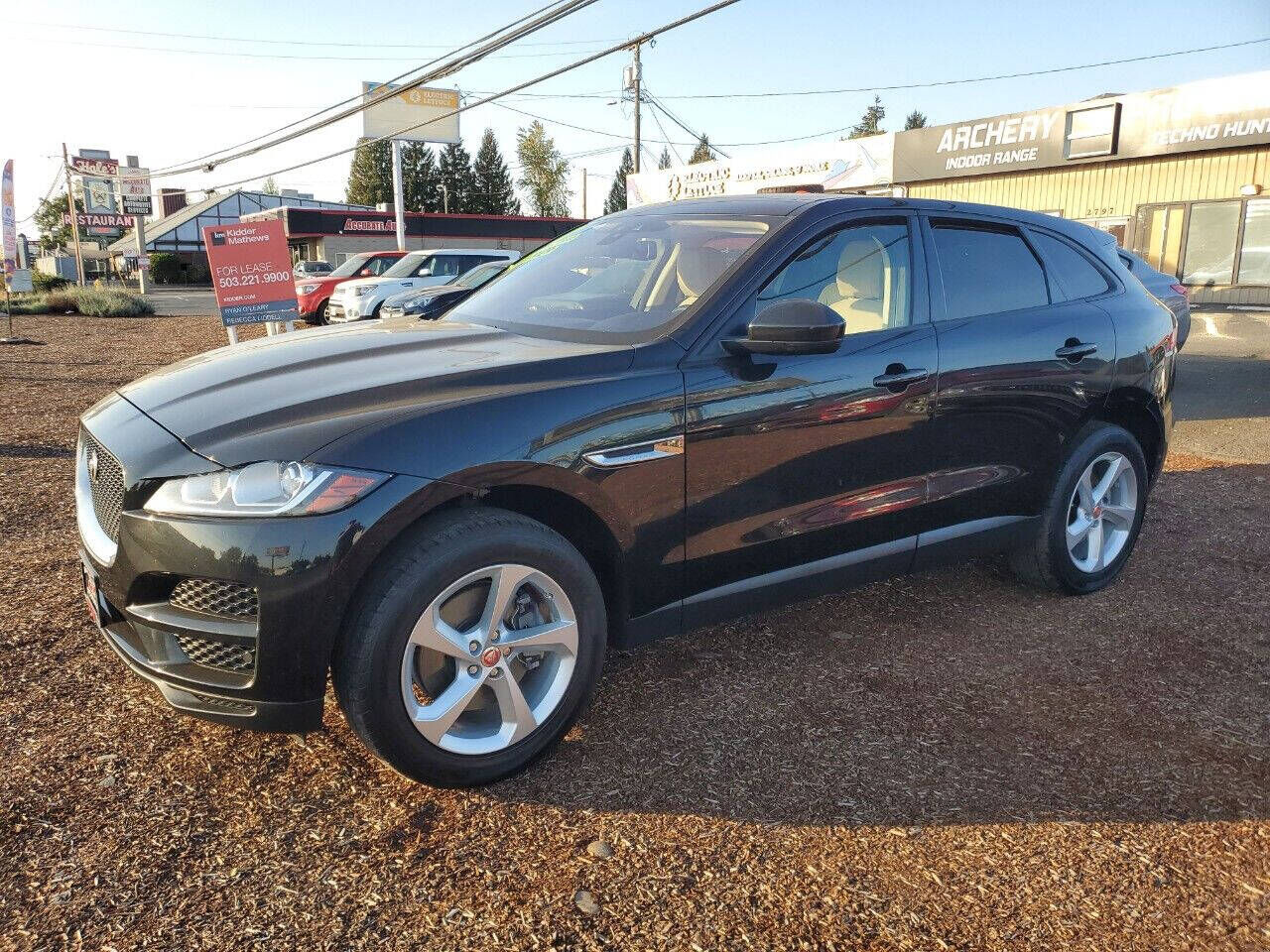 2018 JAGUAR F-Pace