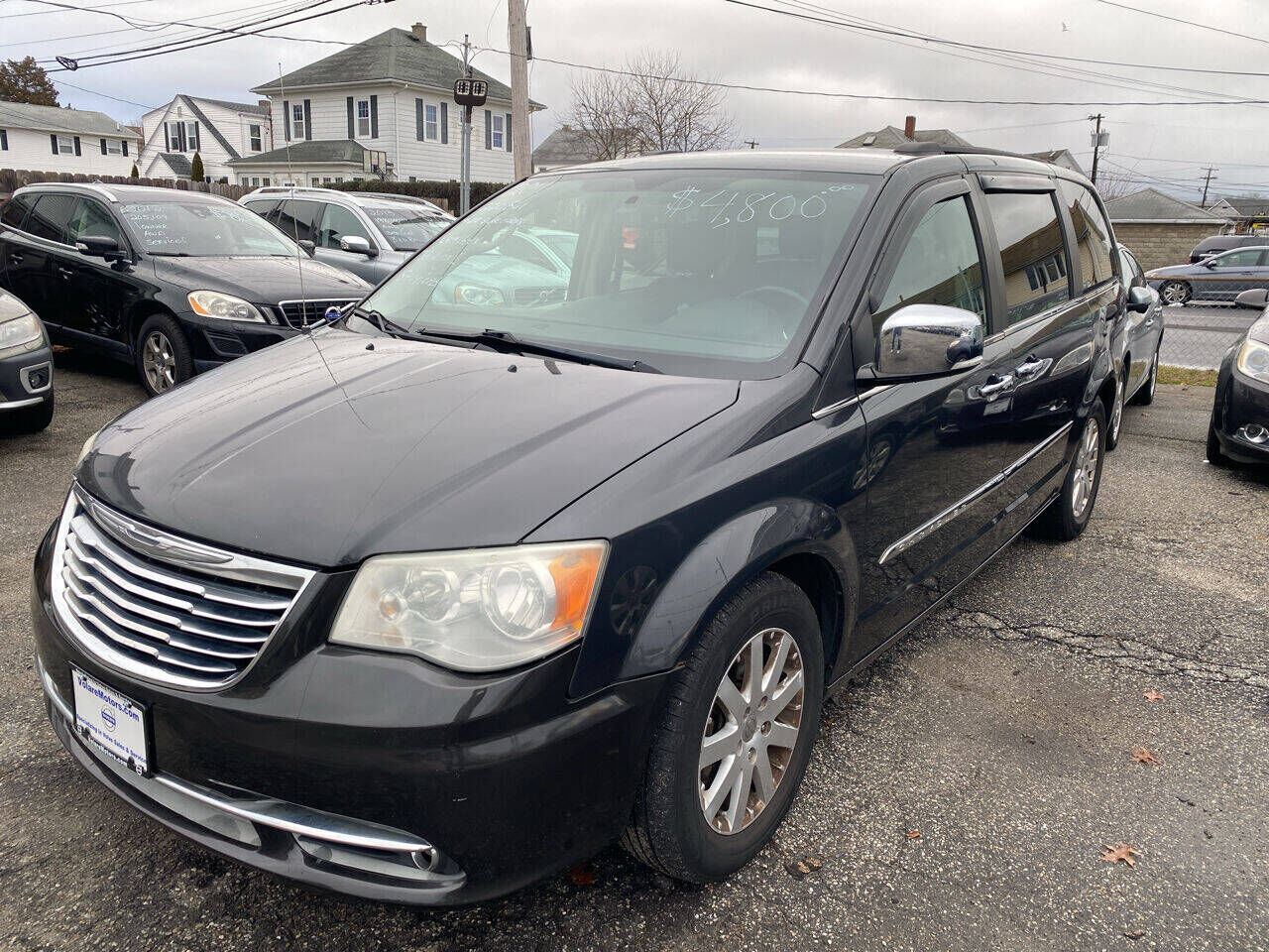 2011 CHRYSLER Town and Country