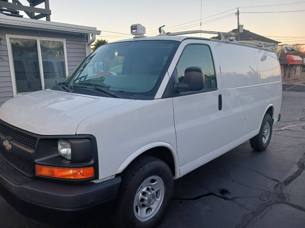 2013 CHEVROLET Express