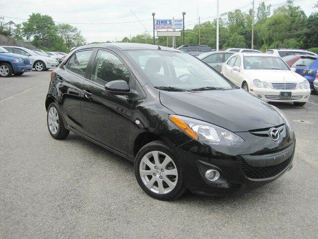 2011 MAZDA Mazda2