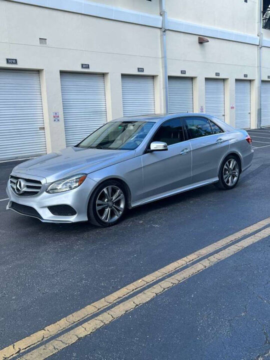2016 MERCEDES-BENZ E-Class
