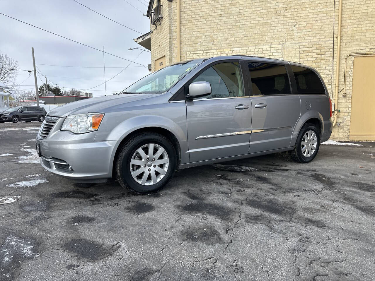 2015 CHRYSLER Town and Country