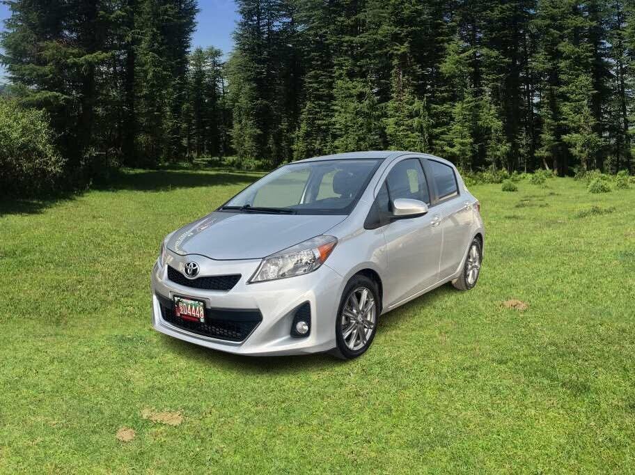 2013 TOYOTA Yaris