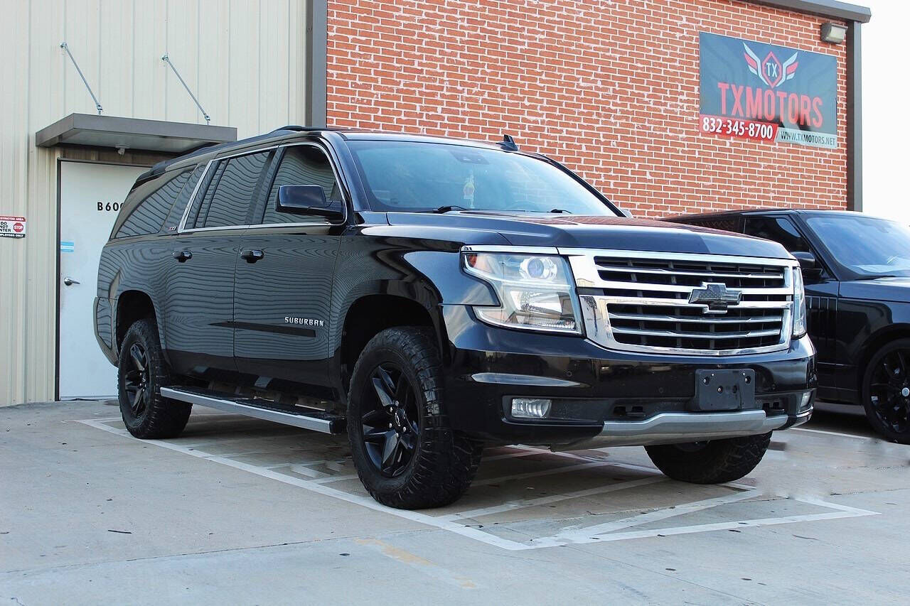 2015 CHEVROLET Suburban
