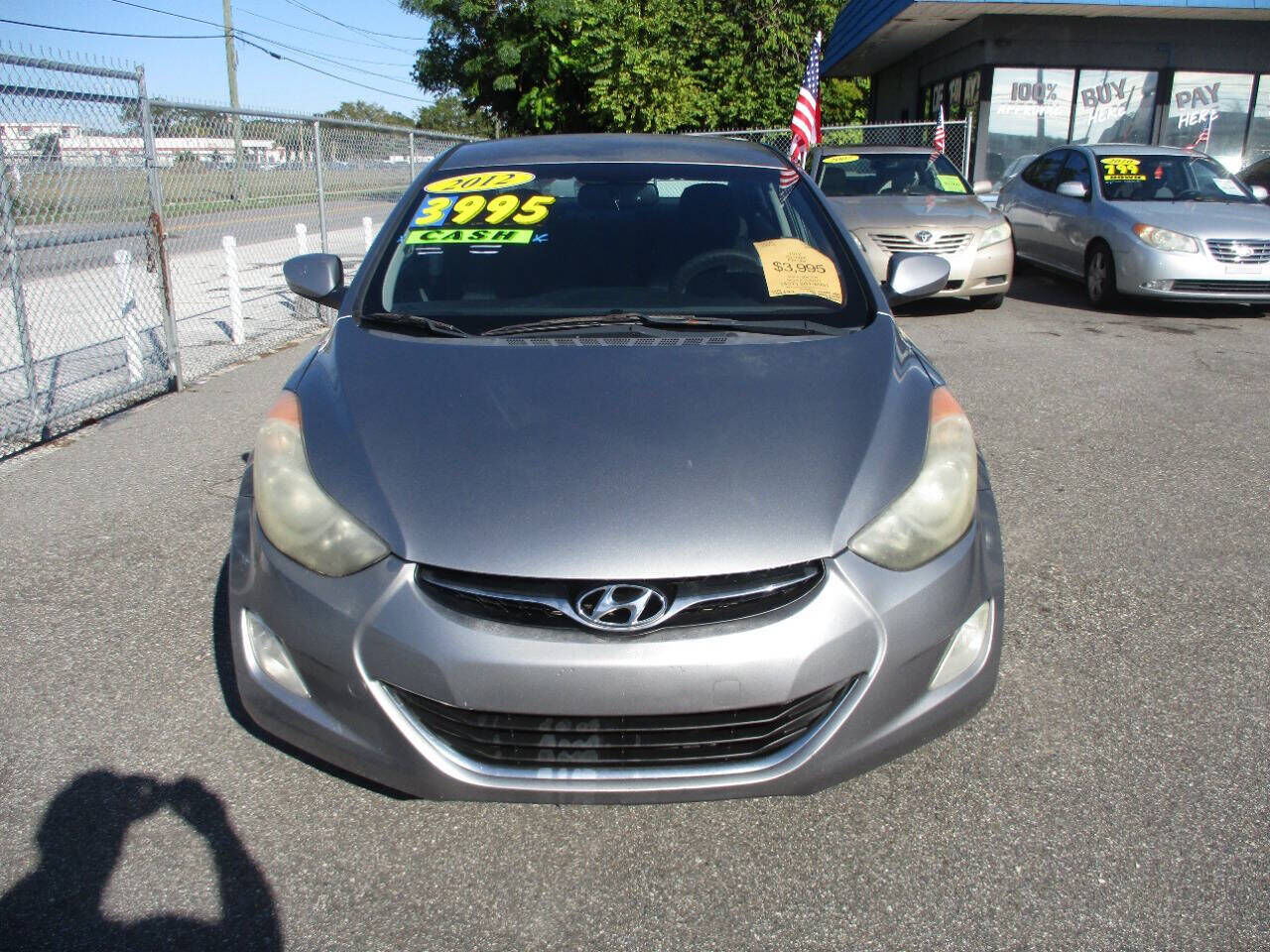 2012 HYUNDAI Elantra