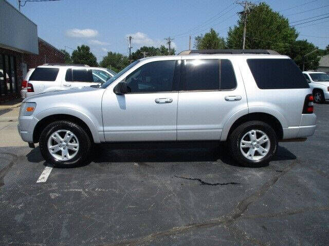 2010 FORD Explorer