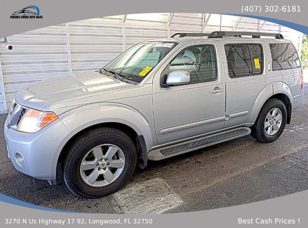 2011 NISSAN Pathfinder