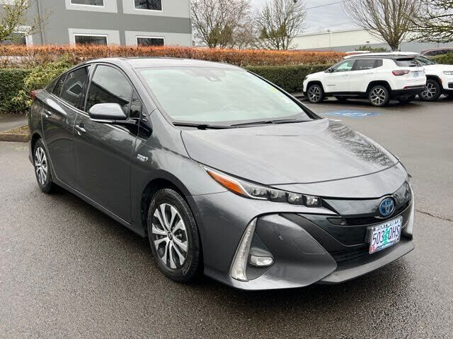 2020 TOYOTA Prius