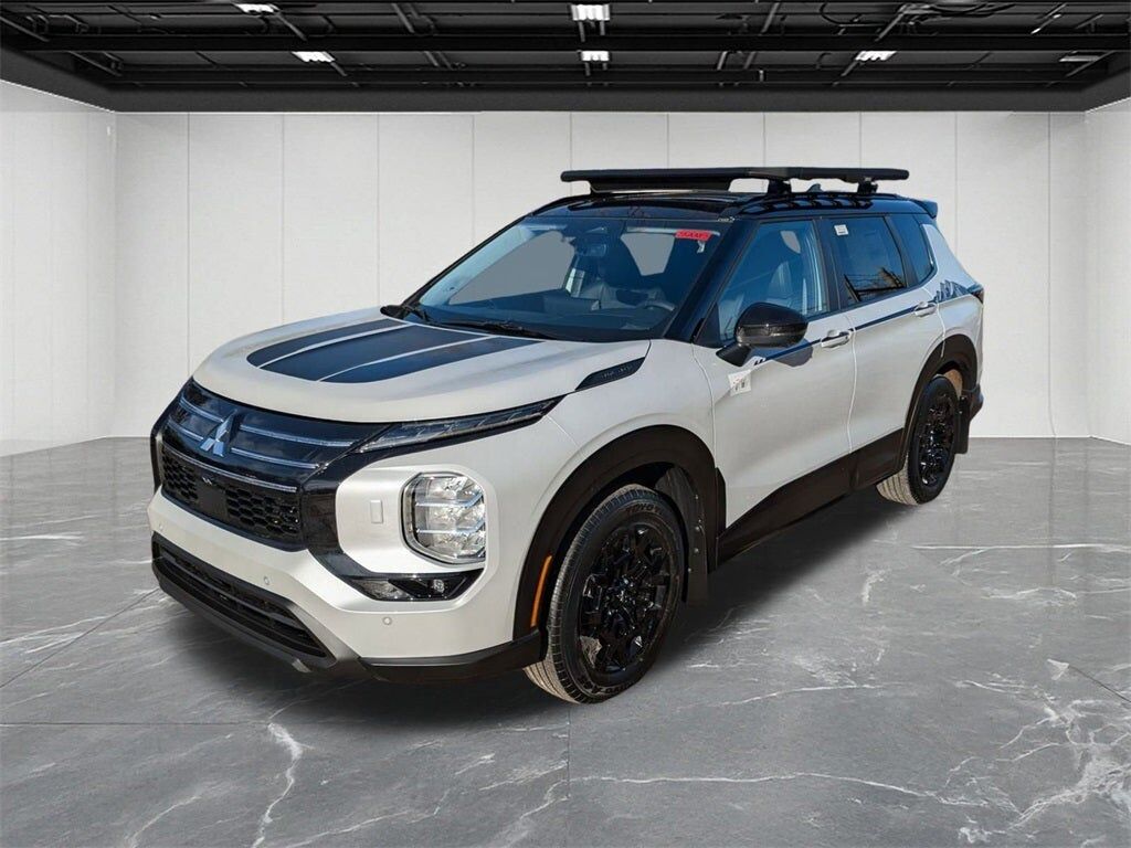2026 MITSUBISHI Outlander