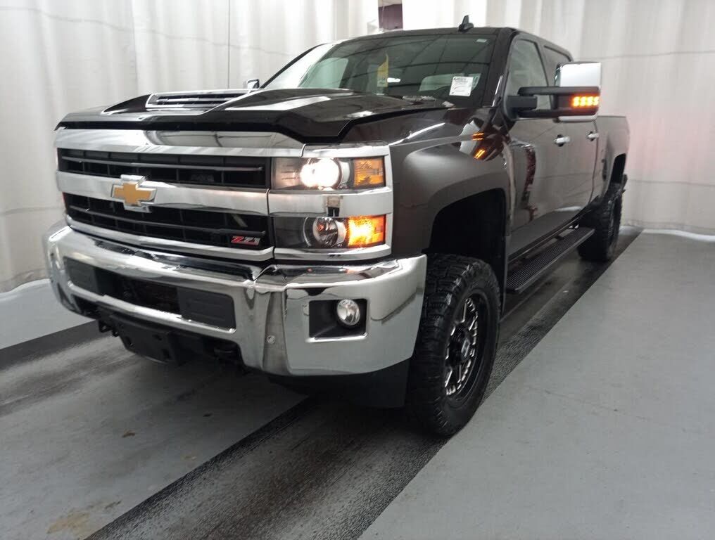 2018 CHEVROLET Silverado