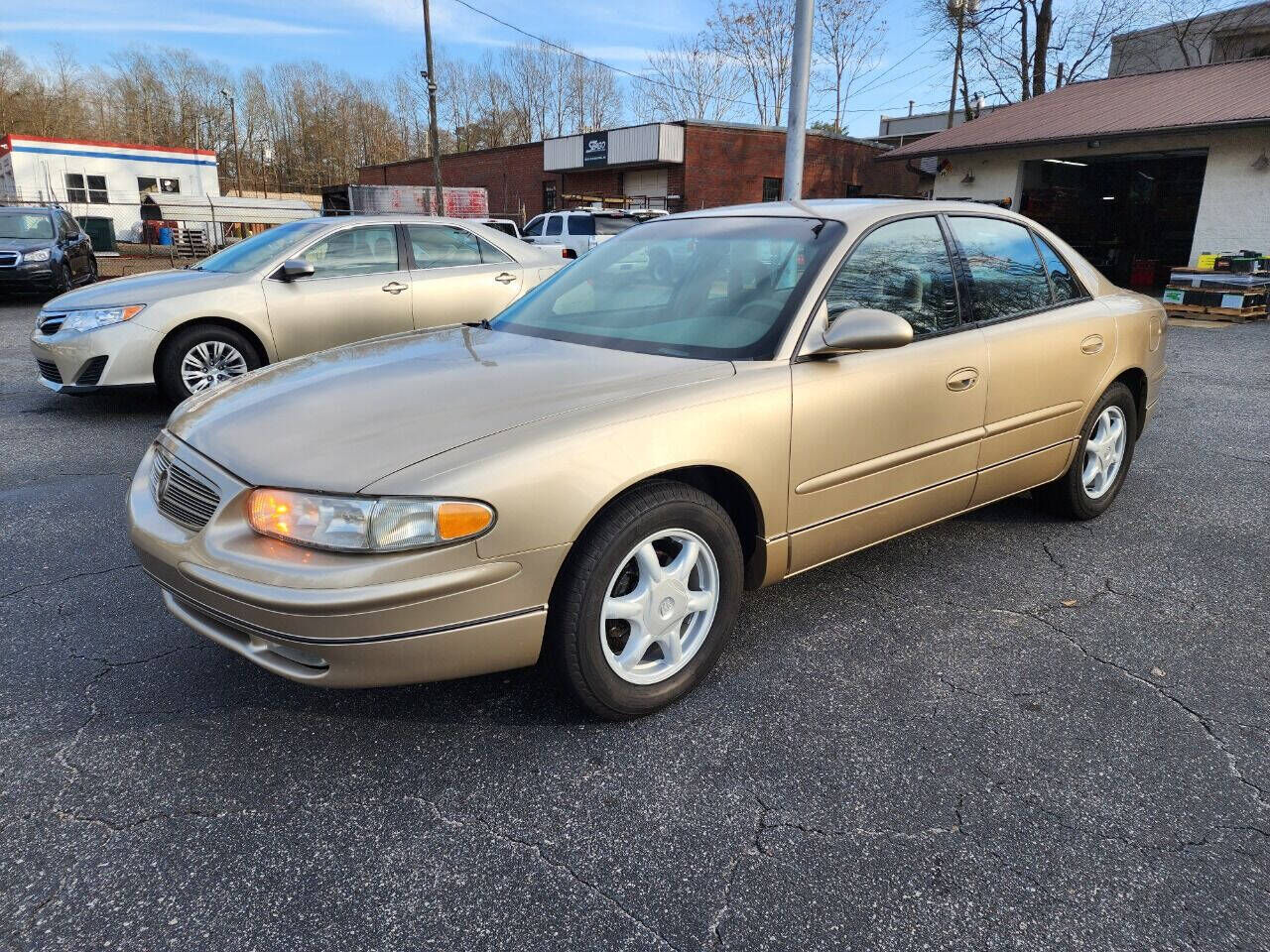 2004 BUICK Regal