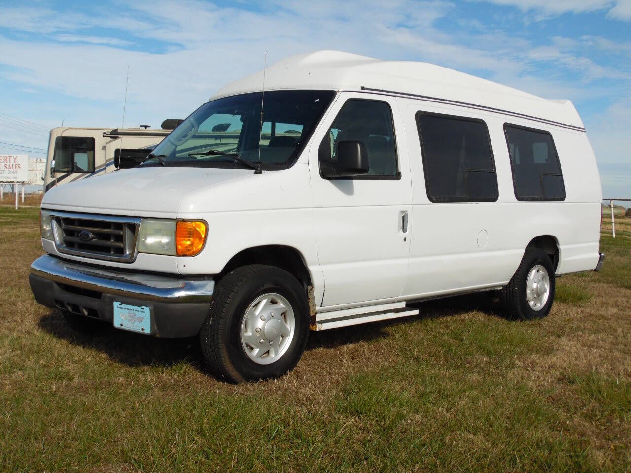Ford E-250