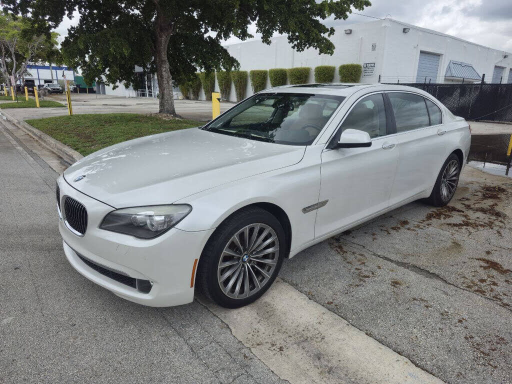 2012 BMW 7 Series
